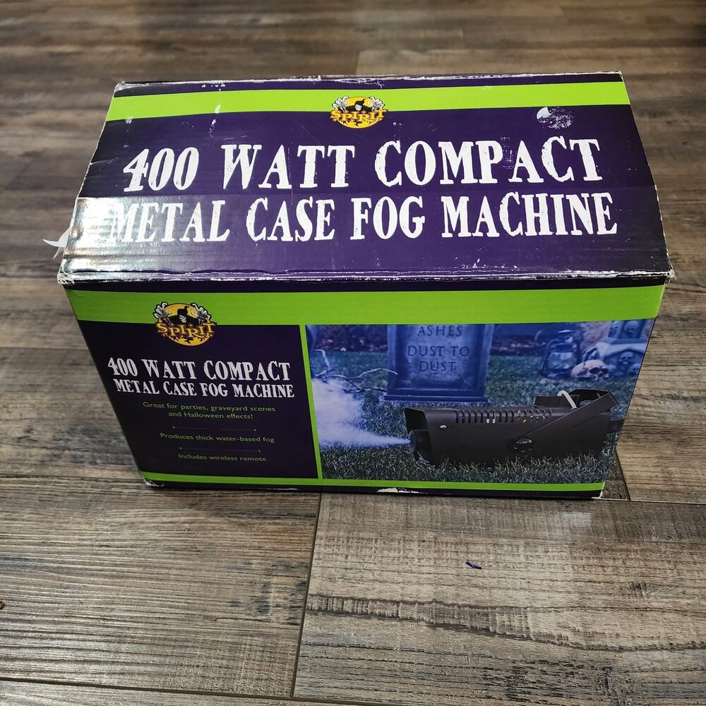 Spirit Halloween 400W Fog Machine Pre-owned  tested and worksW